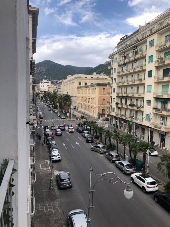 Fancy B&B Salerno Ngoại thất bức ảnh
